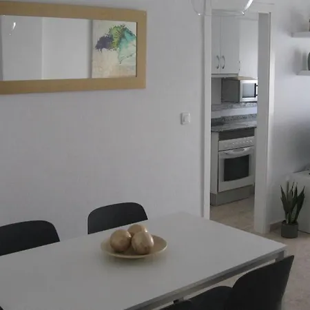 A Cien Metros De La Playa Del Cura Apartamento